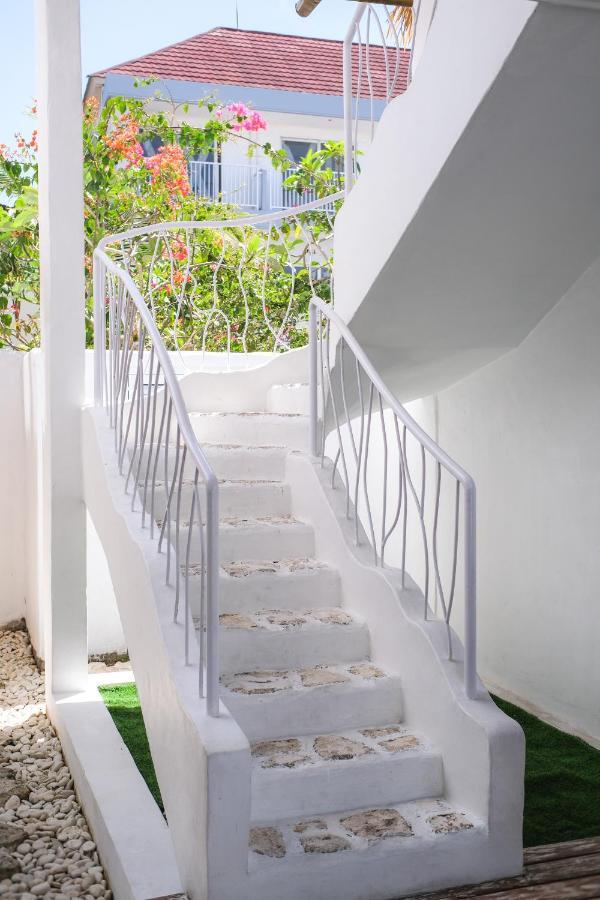 Lavana Villa Jimbaran Uluwatu  Exterior photo